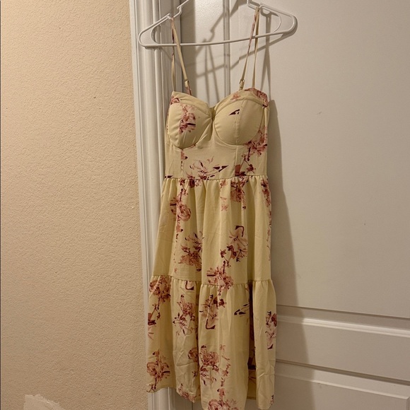 new fashion Dresses & Skirts - Floral Yellow Midi Dress